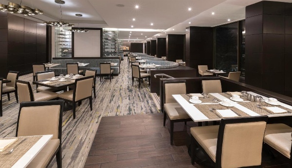 Pan Pacific Toronto image 6